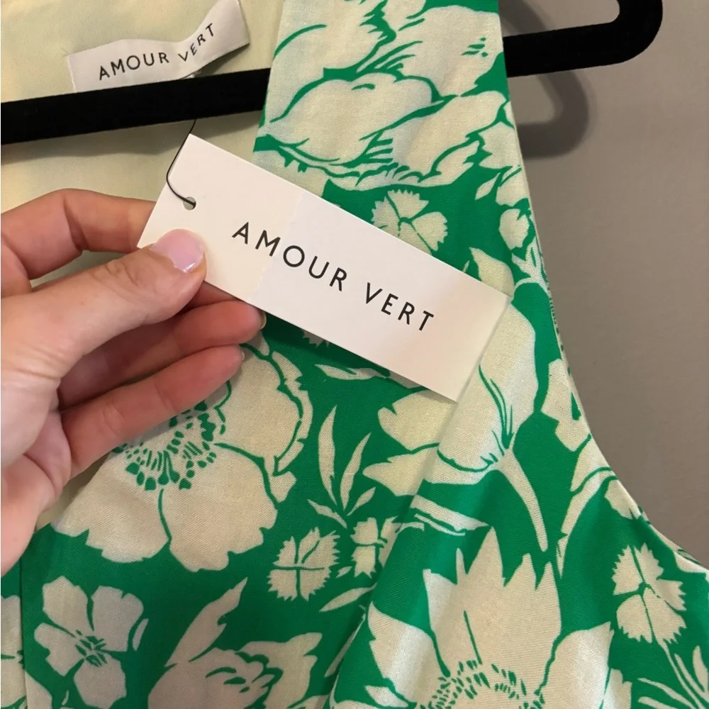 Amour Vert Keira Viscose Midi Dress in Bloomsbury Green Size Medium NWT - Picture 6 of 8